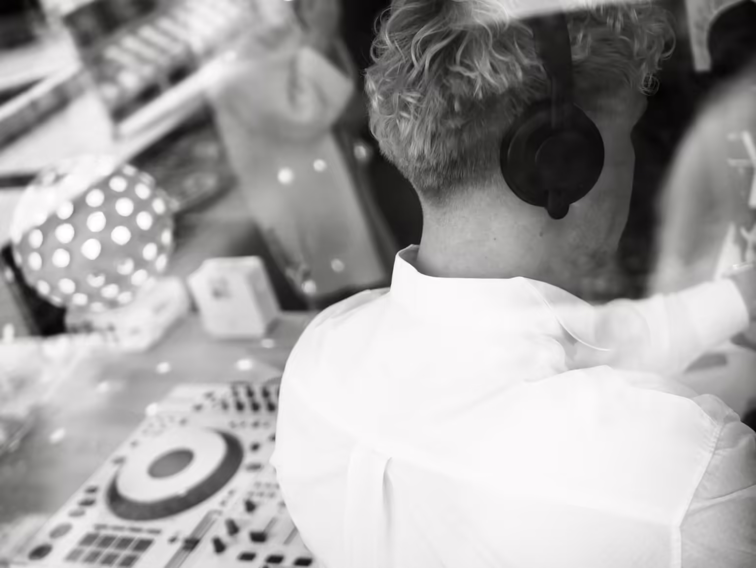 Hochzeits DJ Nathan White 2 Hochzeits DJ WĂĽrzburg auf einer Firmenfeier
