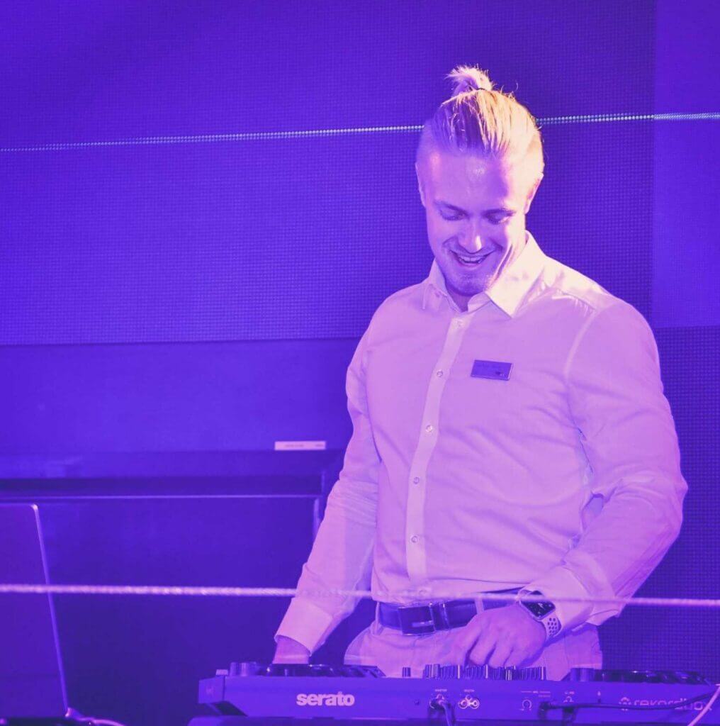 Hochzeits DJ Nathan White buchen