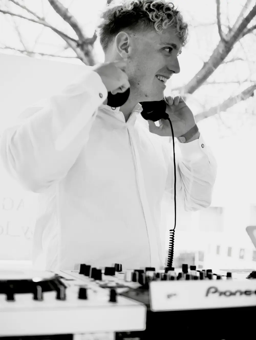 DJ Firemnfeier Nathan White Portrait